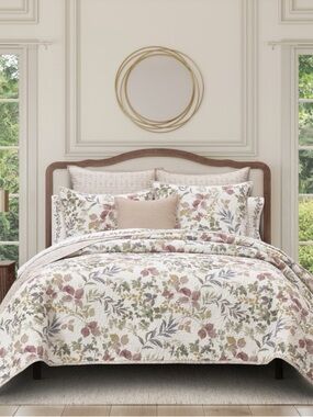 Royal Court Rosewood Twin/Twin XL 2 Piece Quilt Set NEW
